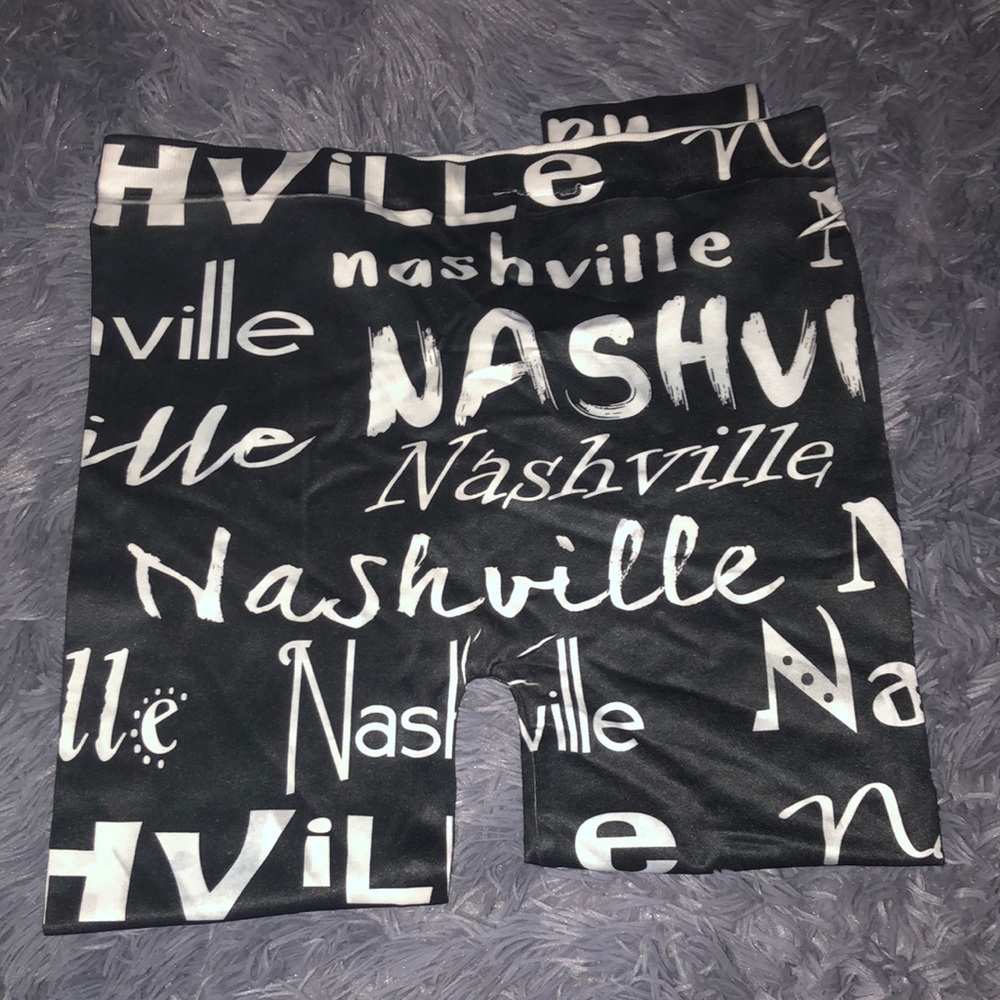 -nwot- Girl Nashville Leggings